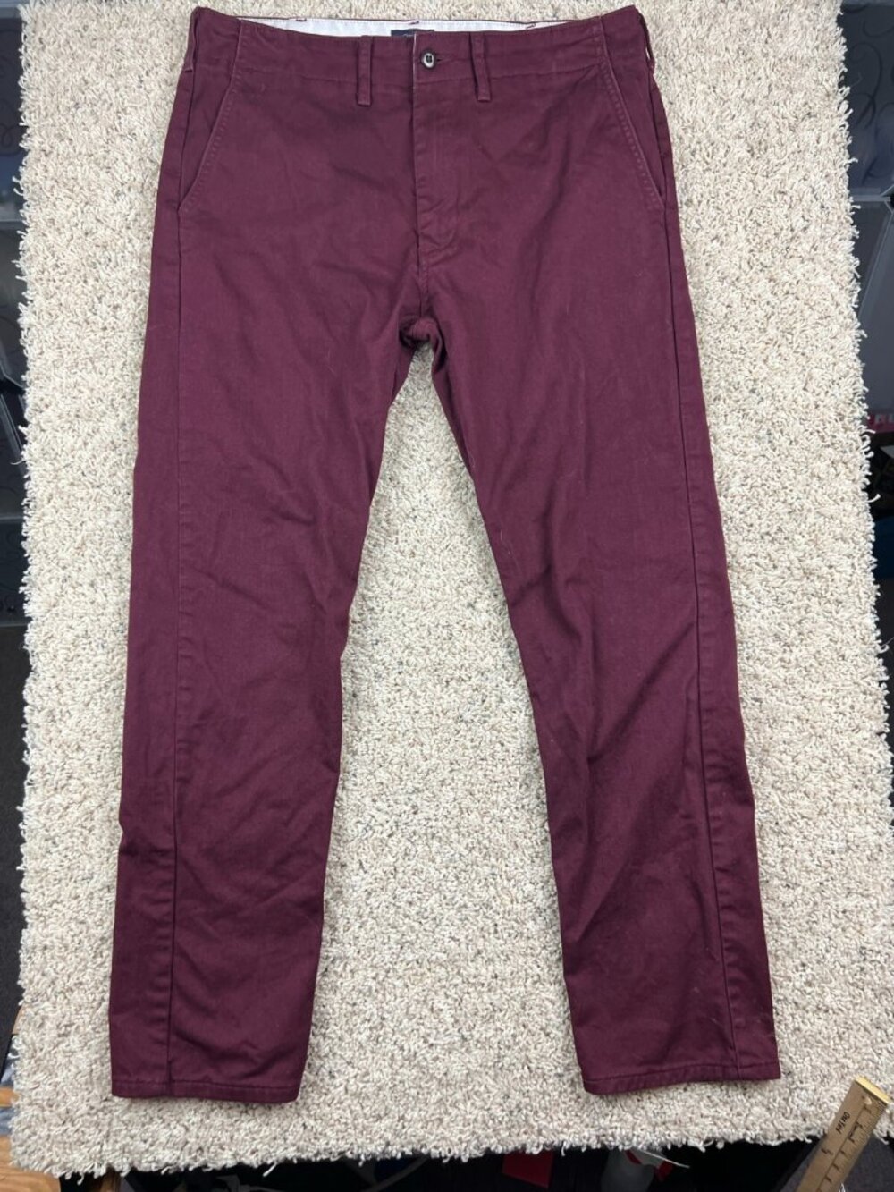 Levis Pants Mens 32x30 Straight Leg Denim Pants Burgundy Red, White Tab Logo